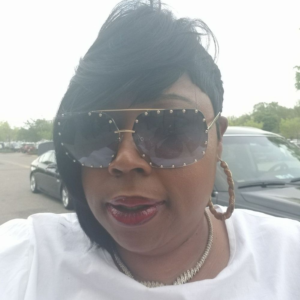 Meet your Posher, Rasheeda